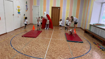 Малыши-крепыши Малыши-крепыши.