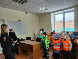 Экскурсию в Отдел Госавтоинспекции г.Бородино Экскурсию в Отдел Госавтоинспекции г.Бородино.