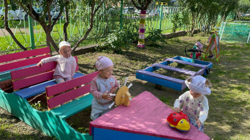 Уходит тихо лето... Уходит тихо лето.